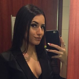 Meet your Posher, Peyton